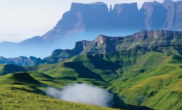 Drakensberg Mountain Tour